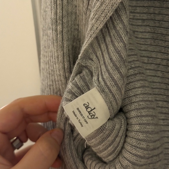 ADAY | Shoulder Shrug It Off Scarf | O/S - Picture 4 of 4